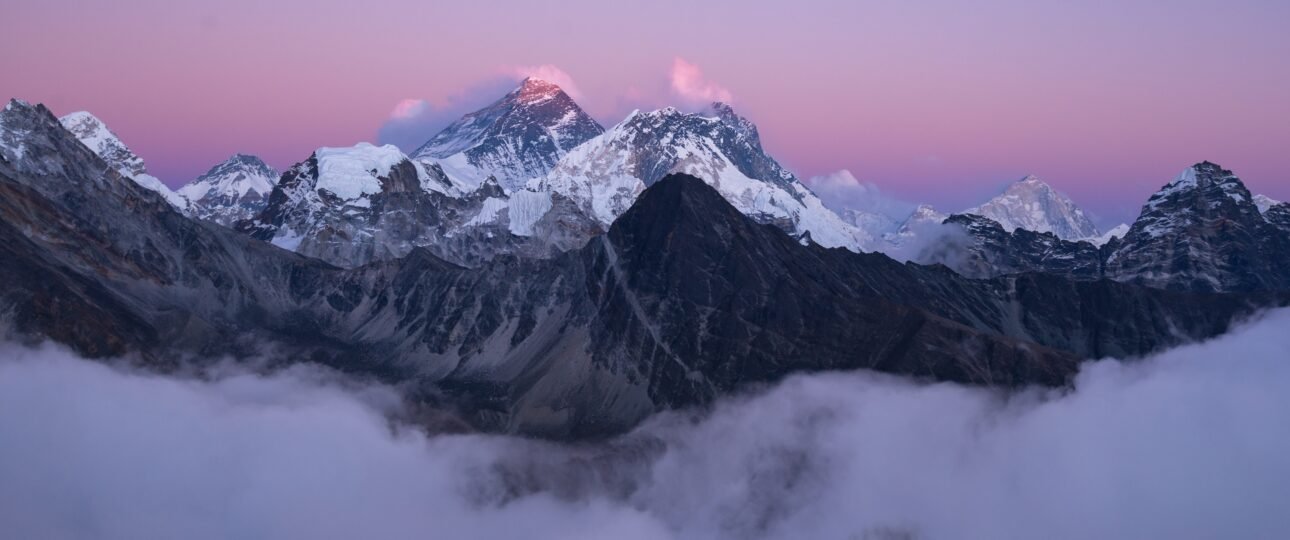 beautiful scenery summit mount everest covered with snow white clouds