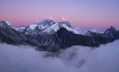 beautiful scenery summit mount everest covered with snow white clouds