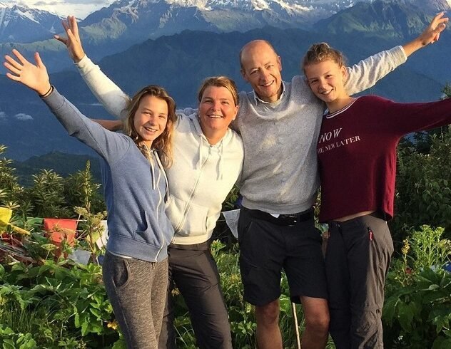 Family volunteering program