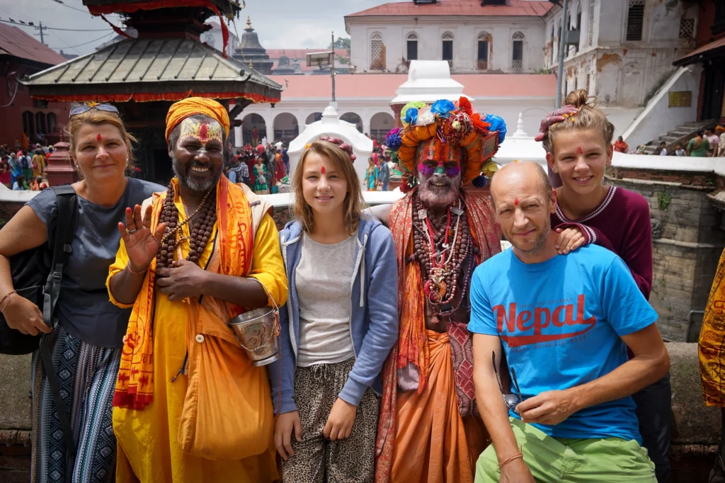 Family tour and volunteering in Nepal